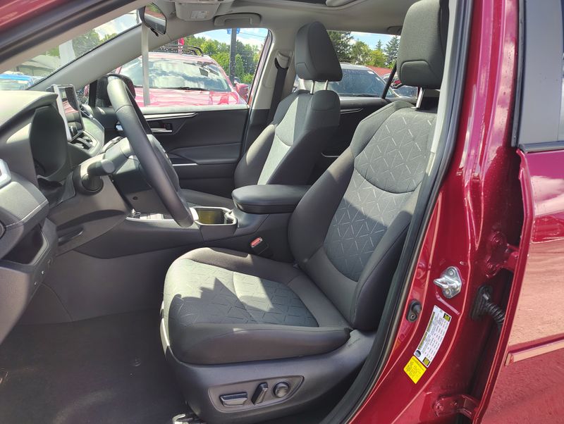 Used 2025 Toyota RAV4 SUV