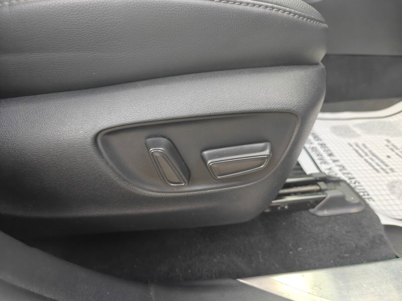 Used 2022 Toyota Highlander SUV