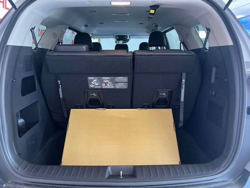 New 2027 Kia Carnival MPV Van