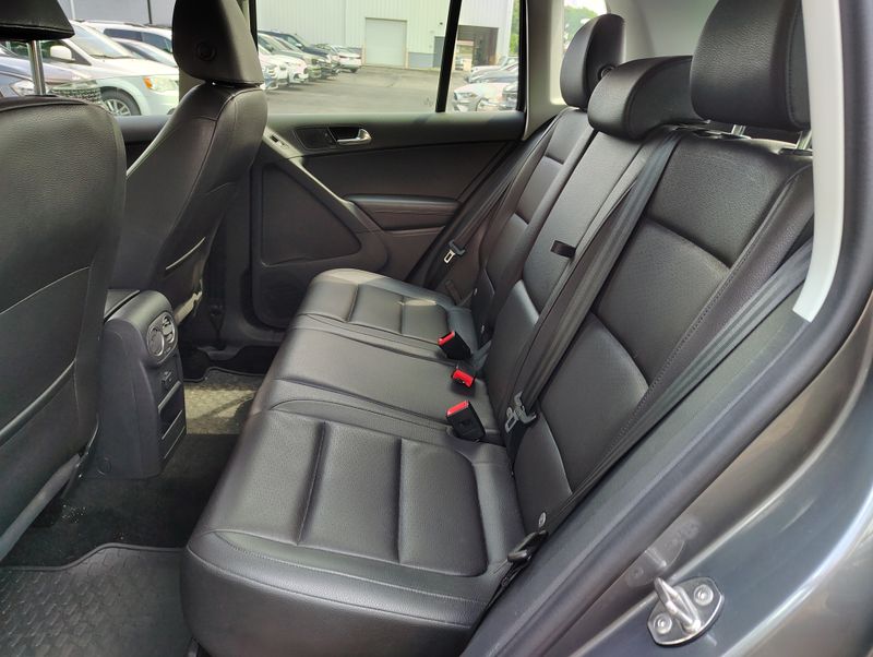 Used 2017 Volkswagen Tiguan SUV