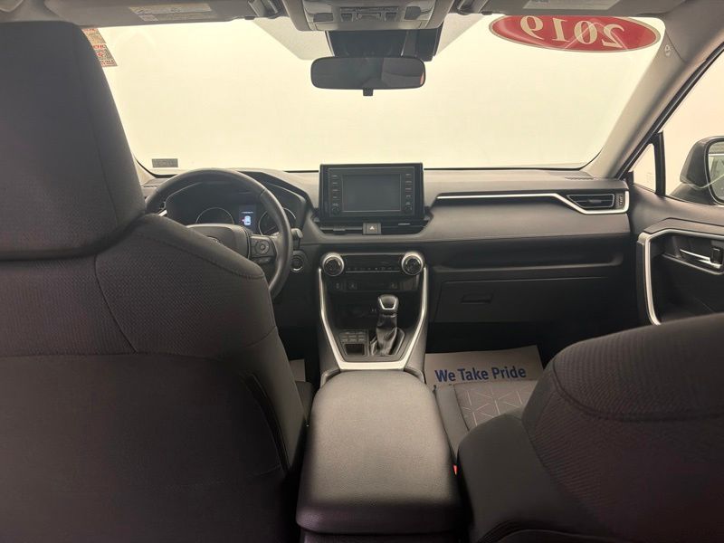 Used 2019 Toyota RAV4 SUV