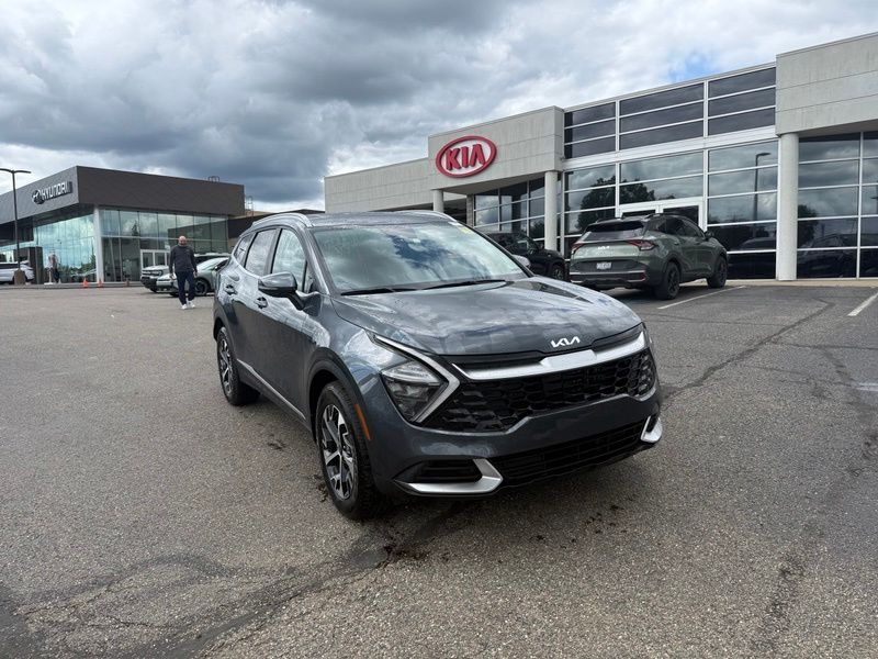 Used 2023 Kia Sportage Hybrid SUV