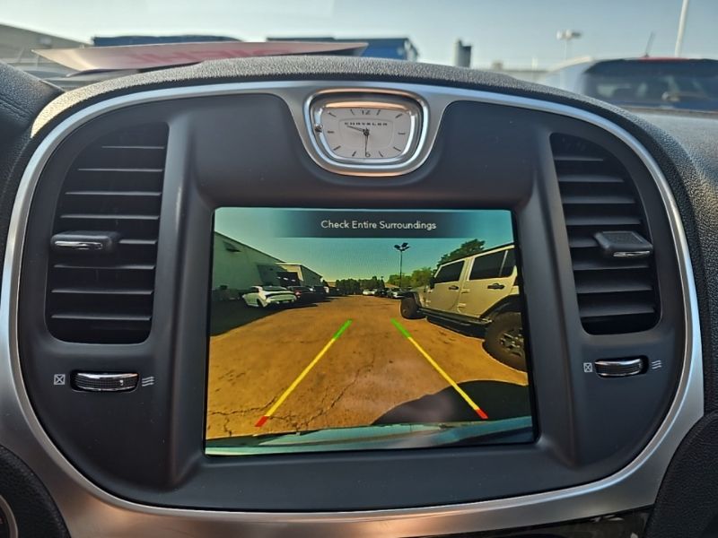 Used 2018 Chrysler 300 Sedan