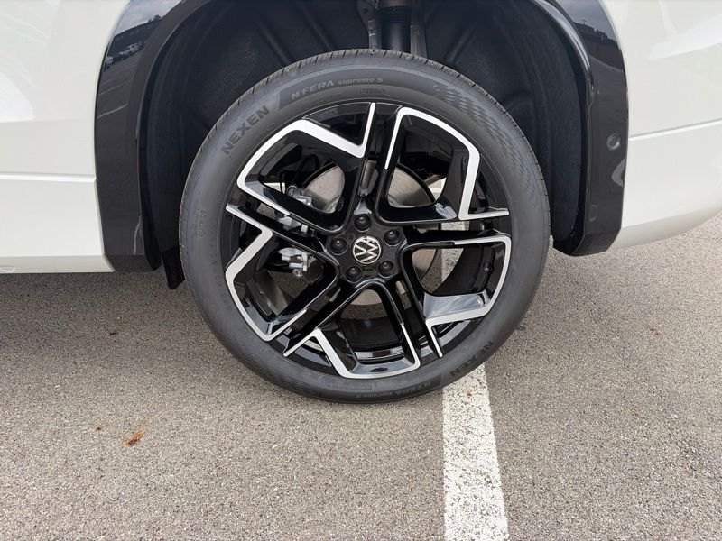 New 2026 Volkswagen Tiguan SUV