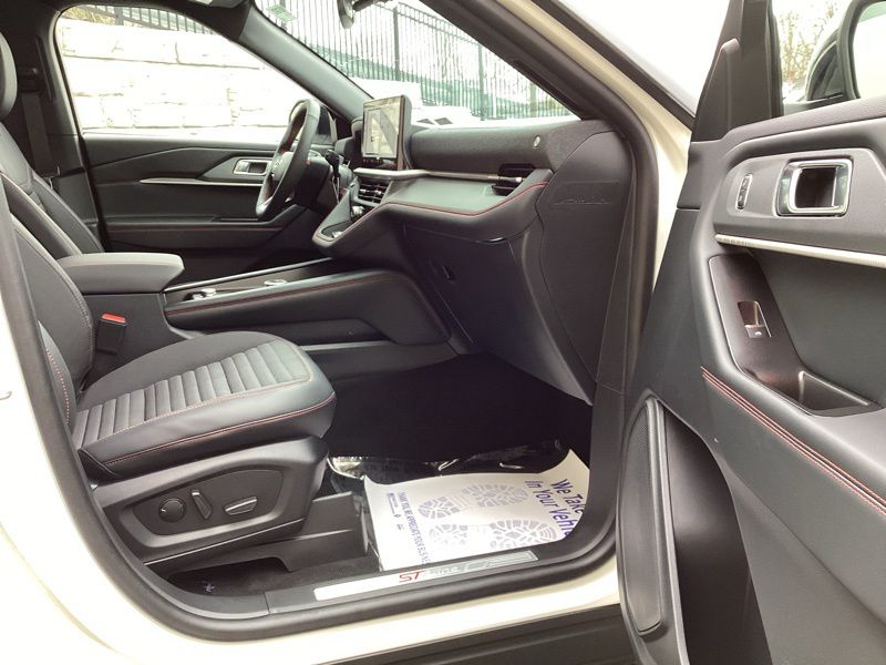 New 2026 Ford Explorer SUV