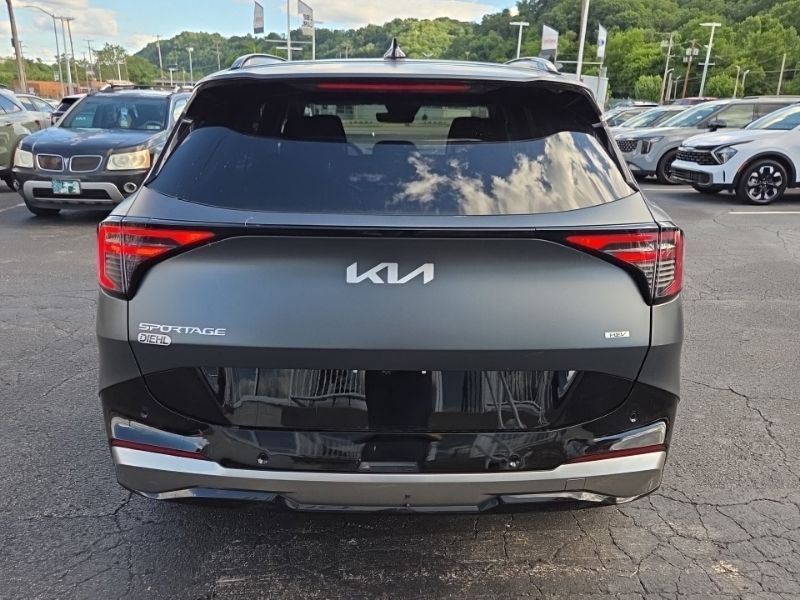 New 2026 Kia Sportage Hybrid SUV