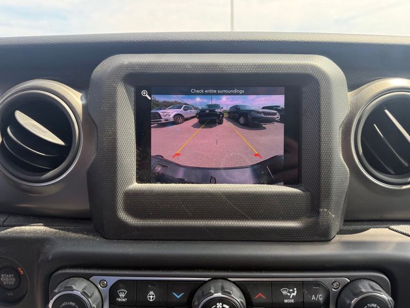 Used 2023 Jeep Gladiator Truck