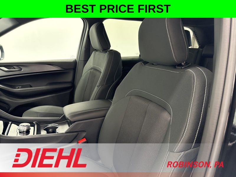 New 2026 Jeep Grand Cherokee SUV