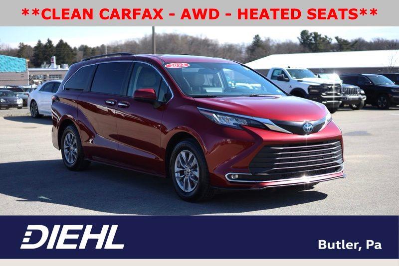 2022 Toyota Sienna XLE 7-Passenger AWD
