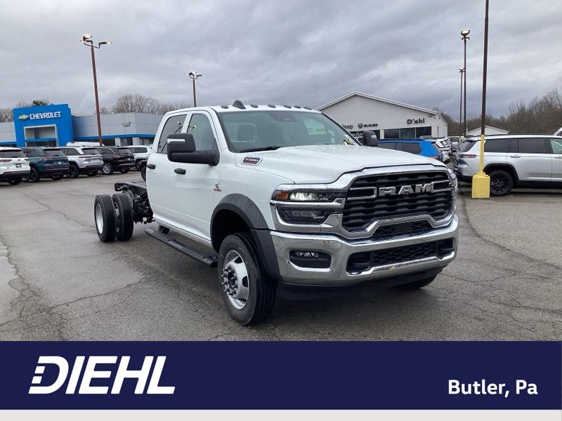 2026 RAM 5500 Big Horn 4X4 Crew Cab DRW 197" WB's photo