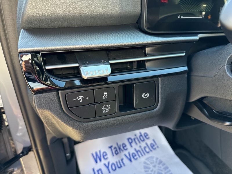New 2026 Kia Sportage Hybrid SUV