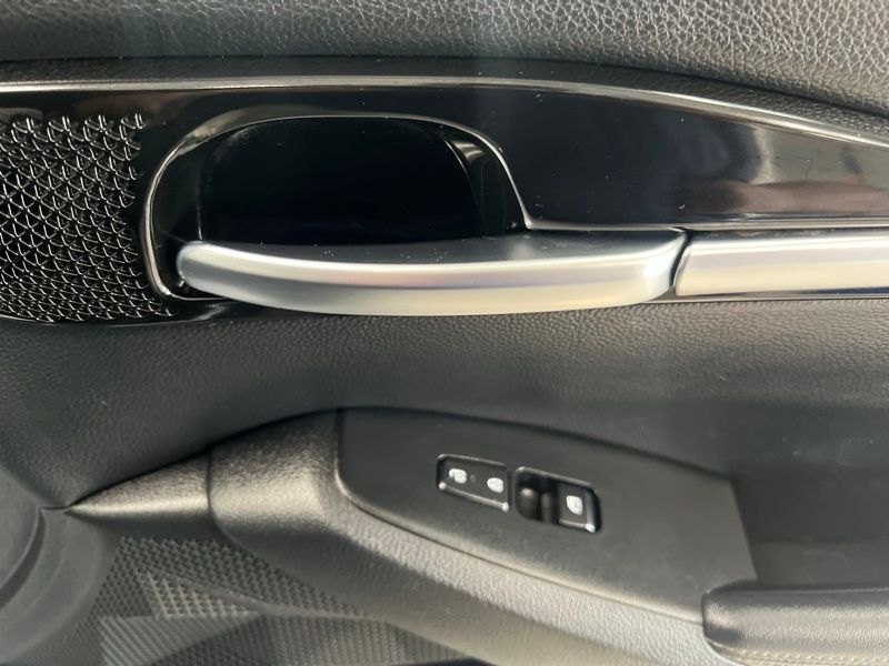 Used 2024 Kia Seltos SUV