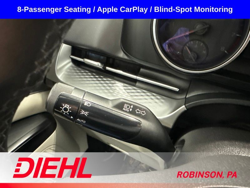 Used 2024 Kia Carnival Van