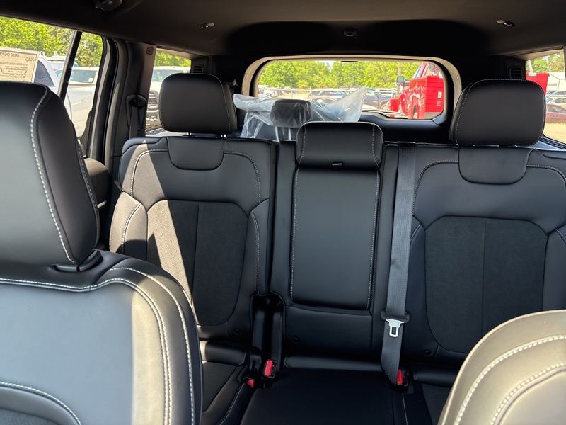 New 2026 Jeep Grand Cherokee L SUV