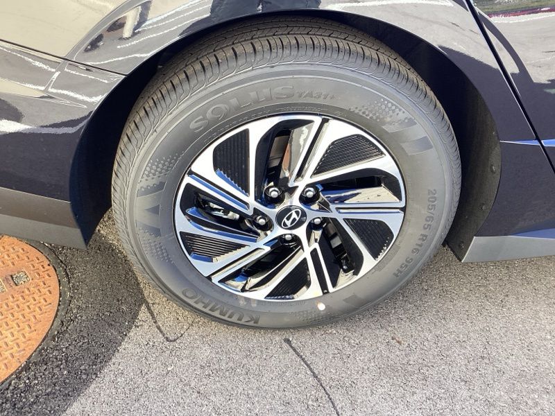 New 2026 Hyundai Sonata Hybrid Sedan