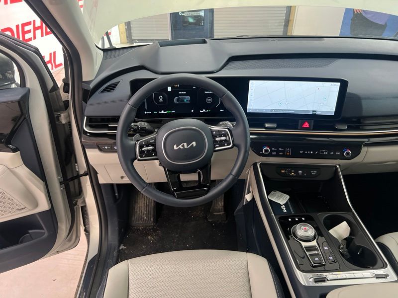 New 2026 Kia Carnival MPV Hybrid Van