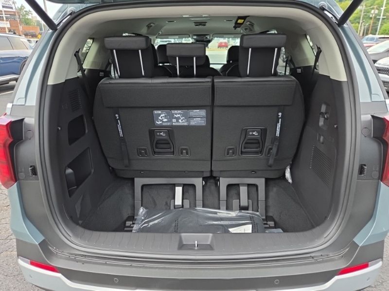 New 2027 Kia Carnival MPV Van