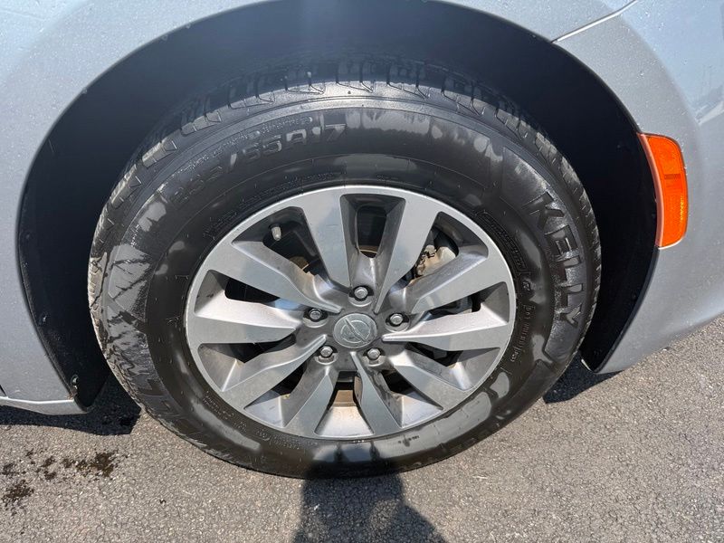 Used 2019 Chrysler Pacifica Van