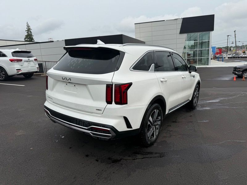 Used 2023 Kia Sorento Hybrid SUV