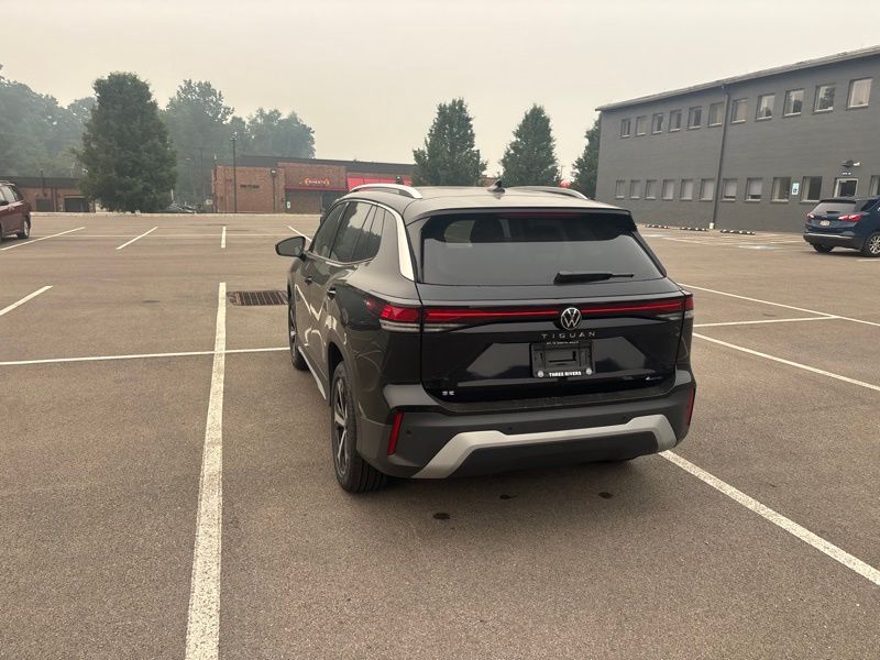 New 2026 Volkswagen Tiguan SUV
