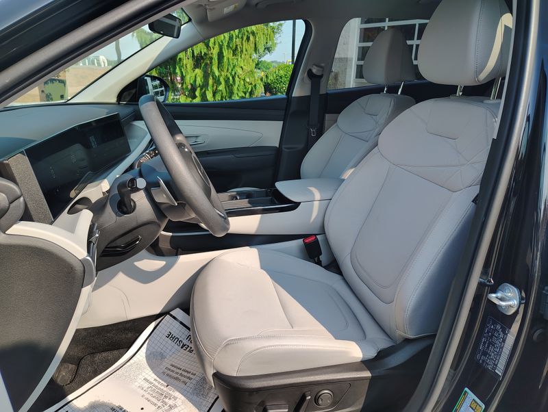 Used 2026 Hyundai Tucson Hybrid SUV