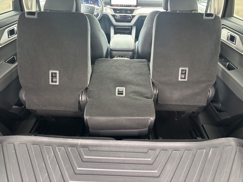 Used 2025 Ford Explorer SUV