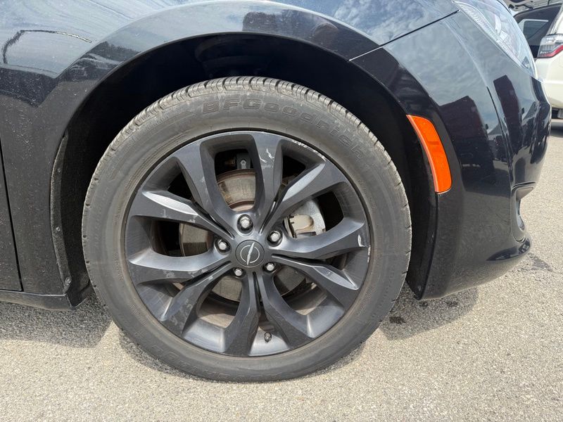 Used 2019 Chrysler Pacifica Van