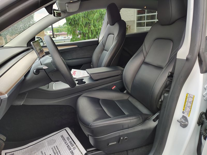 Used 2025 Tesla Model Y SUV