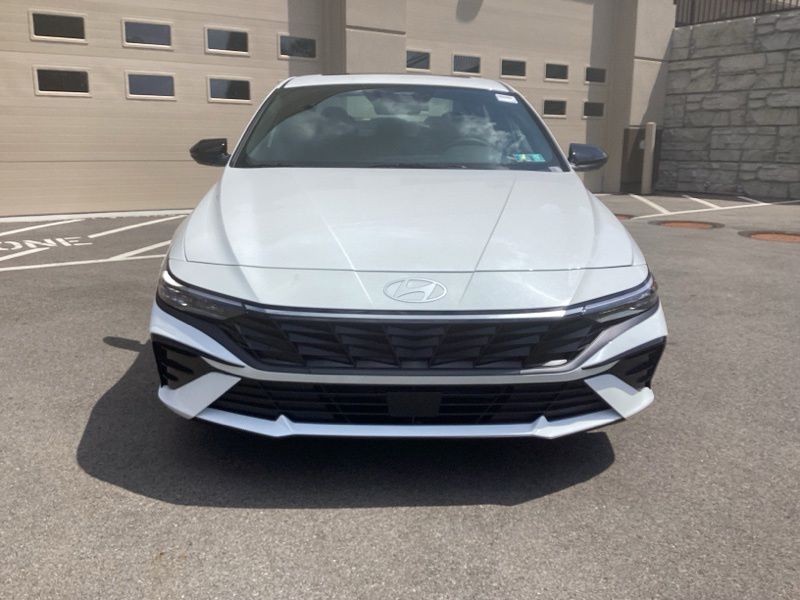 New 2026 Hyundai Elantra Sedan