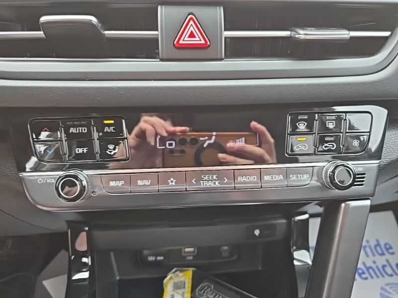 Used 2024 Kia Seltos SUV