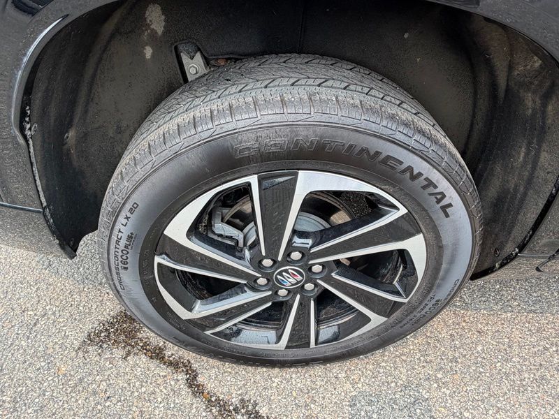 Used 2025 Buick Enclave SUV
