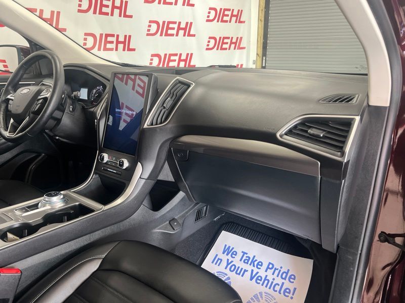 Used 2024 Ford Edge SUV