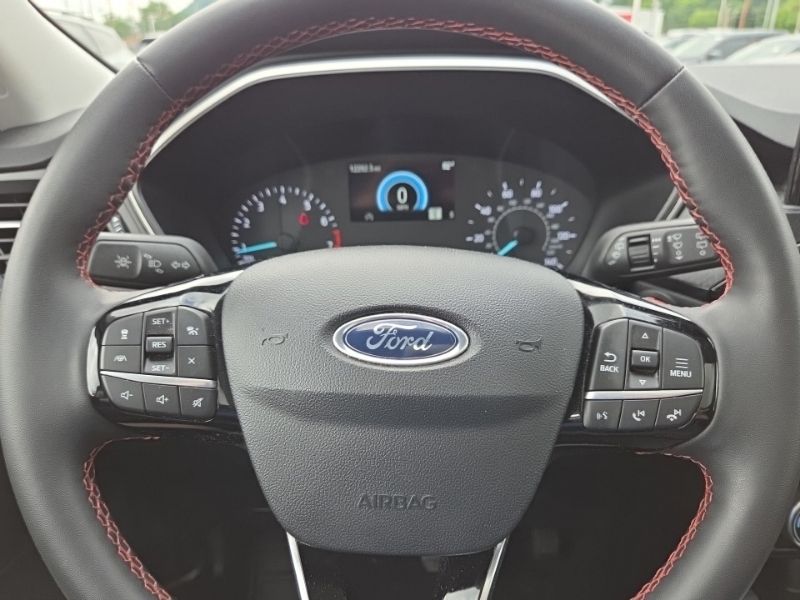 Used 2022 Ford Escape SUV