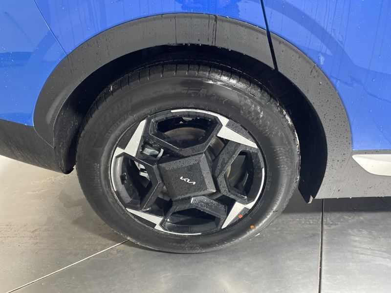 2026 Kia Sportage EX - Photo 10
