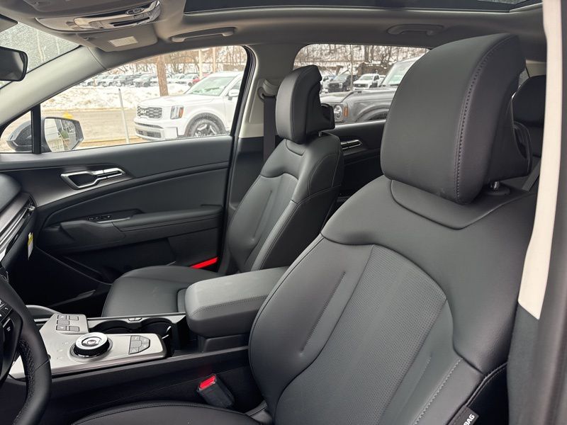 New 2026 Kia Sportage Hybrid SUV