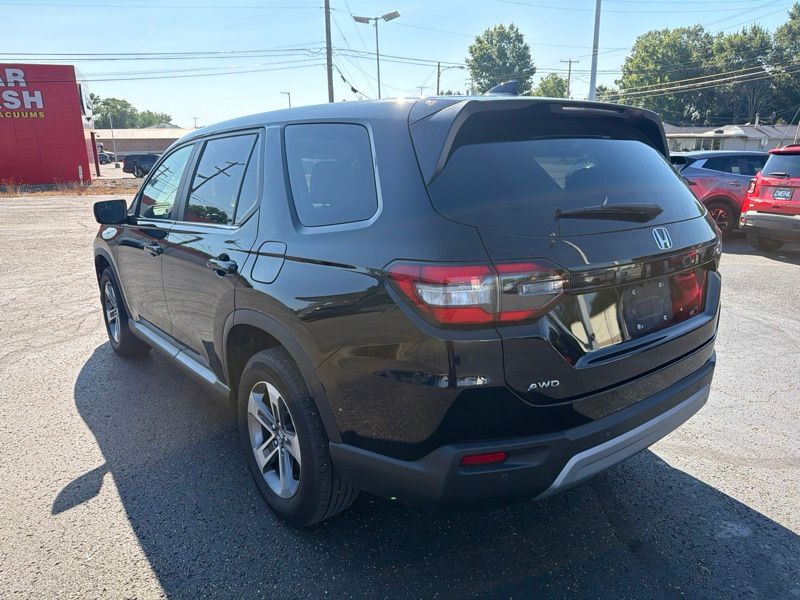 Used 2024 Honda Pilot SUV