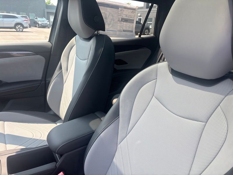 New 2026 Volkswagen Tiguan SUV