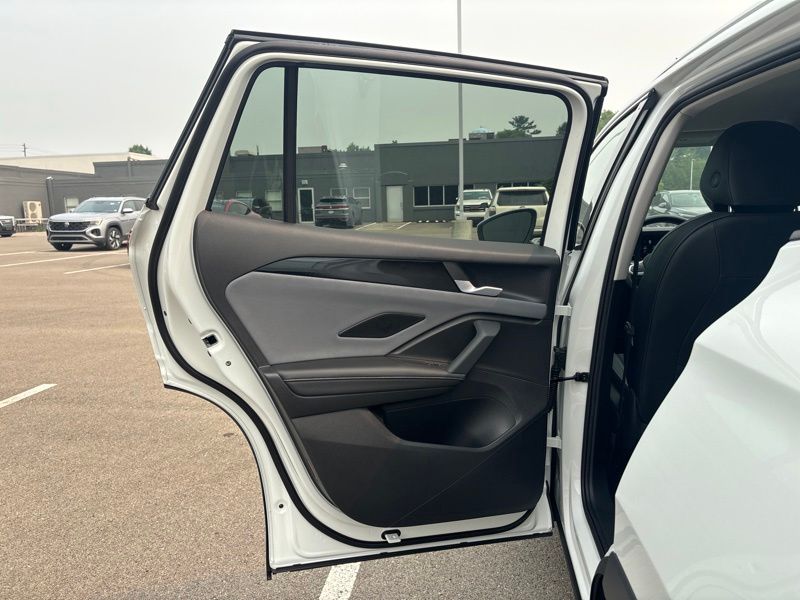 New 2026 Volkswagen Tiguan SUV