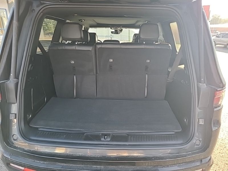 Used 2023 Jeep Wagoneer SUV