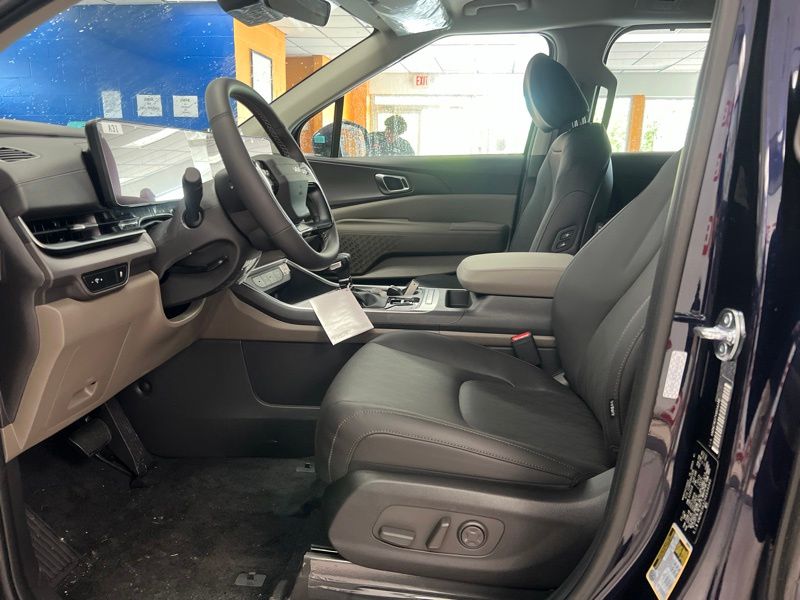New 2027 Kia Carnival MPV Van