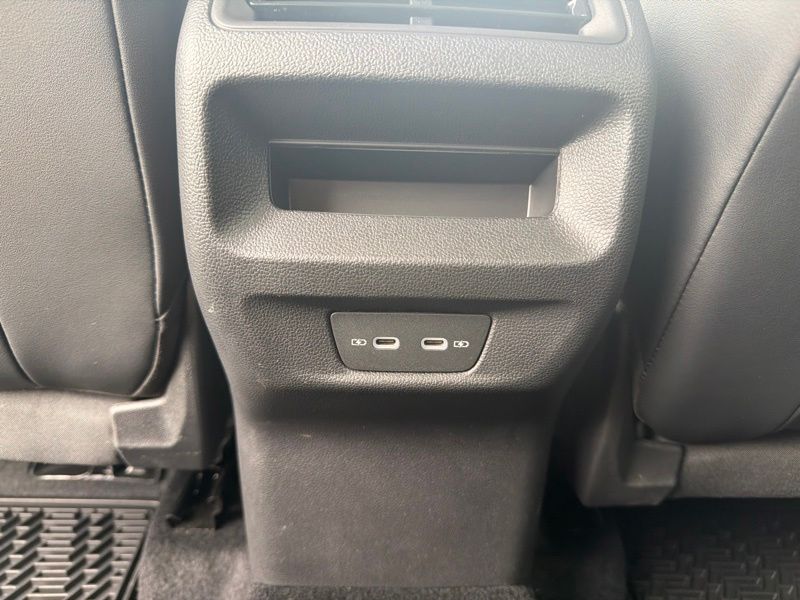 Used 2025 Volkswagen Tiguan SUV