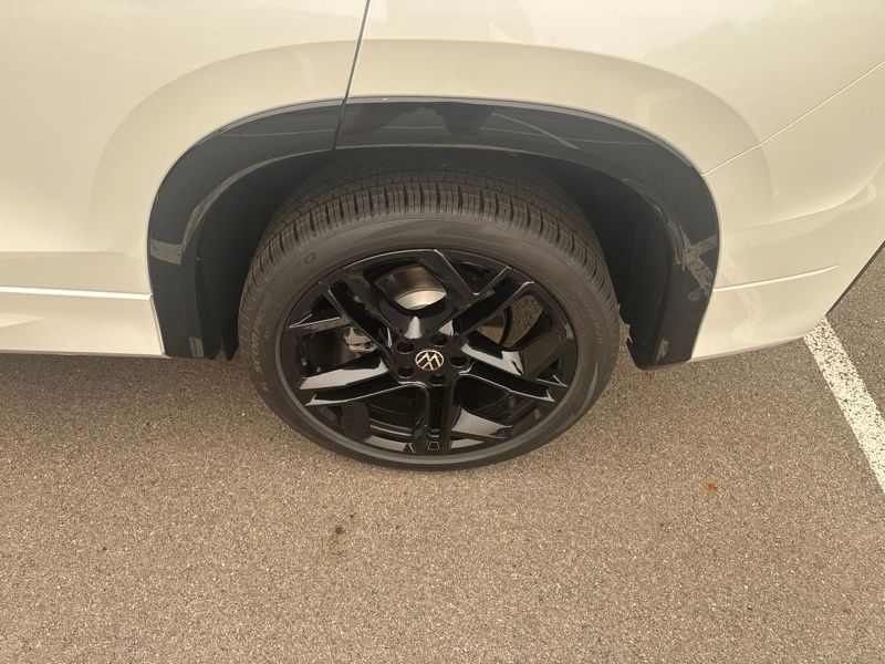 New 2026 Volkswagen Tiguan SUV