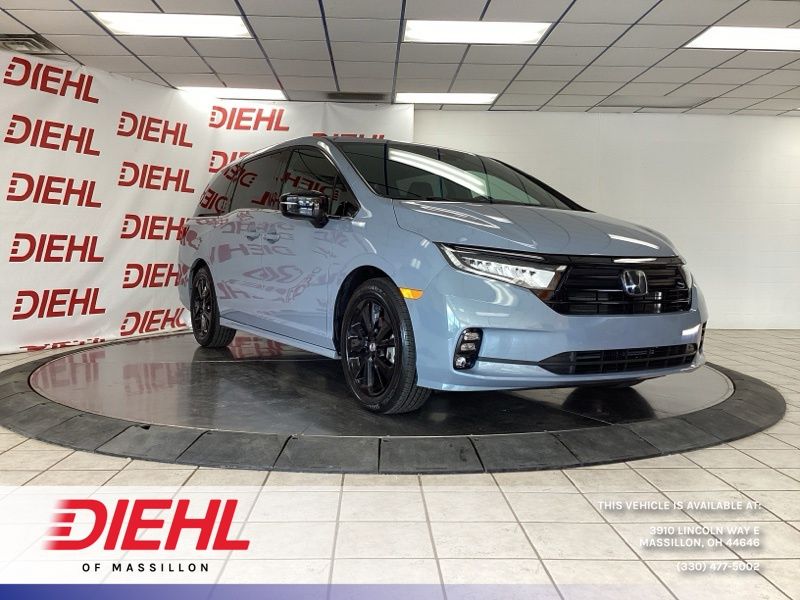 2023 Honda Odyssey SPORT's photo