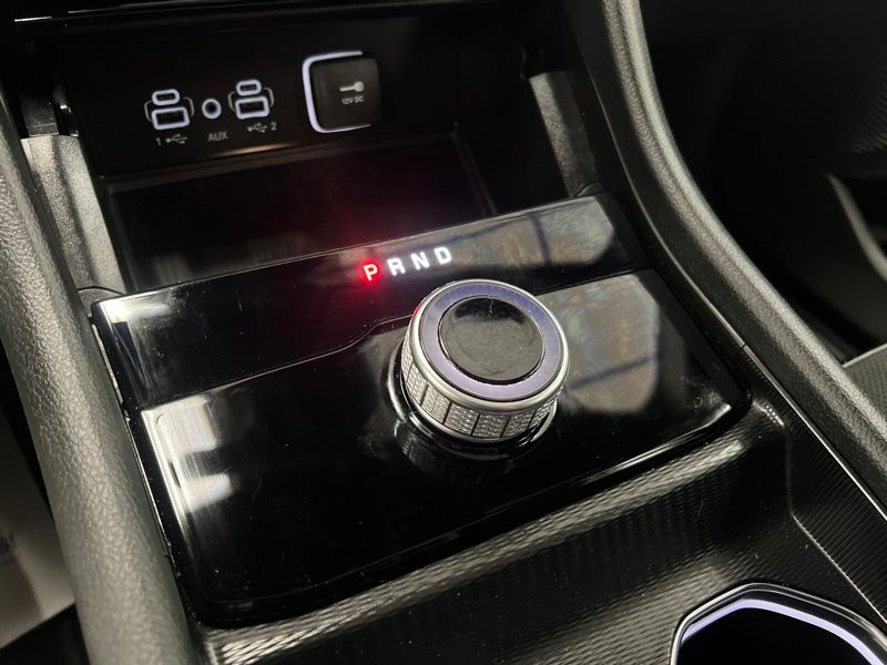 Used 2025 Jeep Grand Cherokee SUV