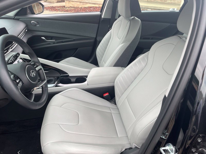 Used 2023 Hyundai Elantra Sedan