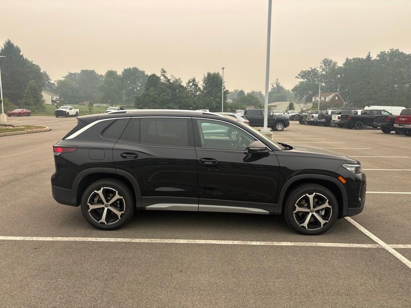 New 2026 Volkswagen Tiguan SUV