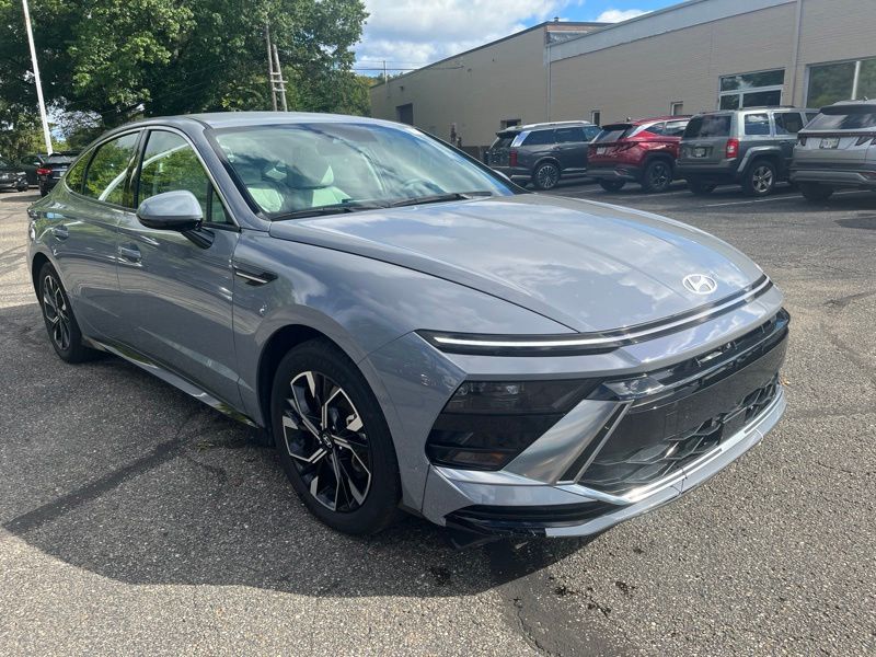 Used 2024 Hyundai Sonata Sedan