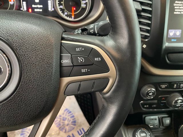 Used 2016 Jeep Cherokee SUV