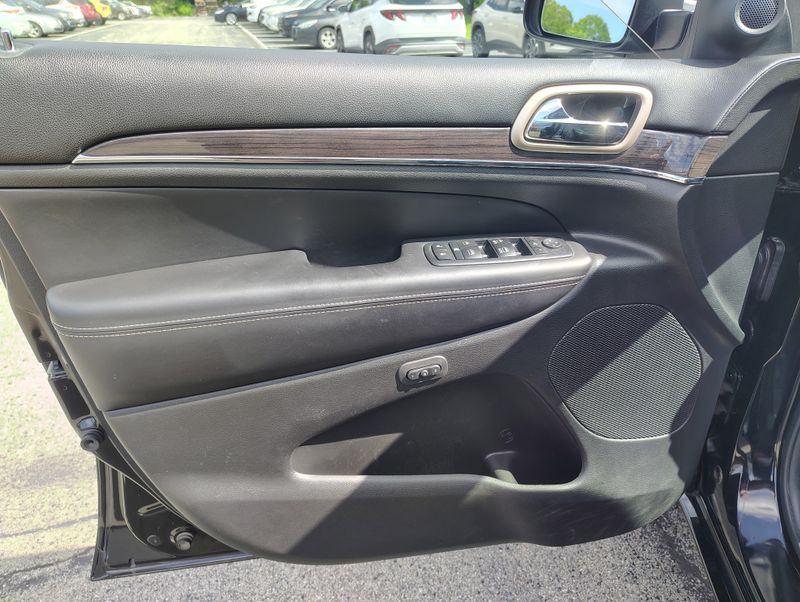 Used 2017 Jeep Grand Cherokee SUV