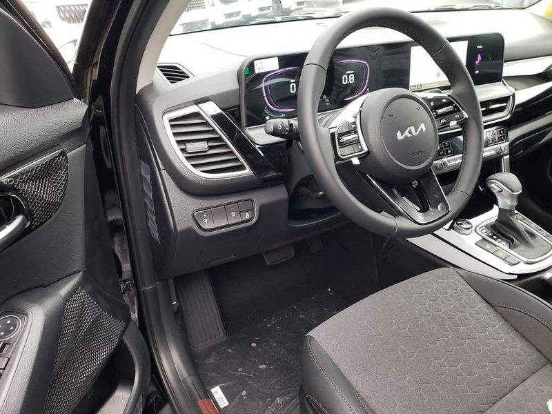 New 2026 Kia Seltos SUV